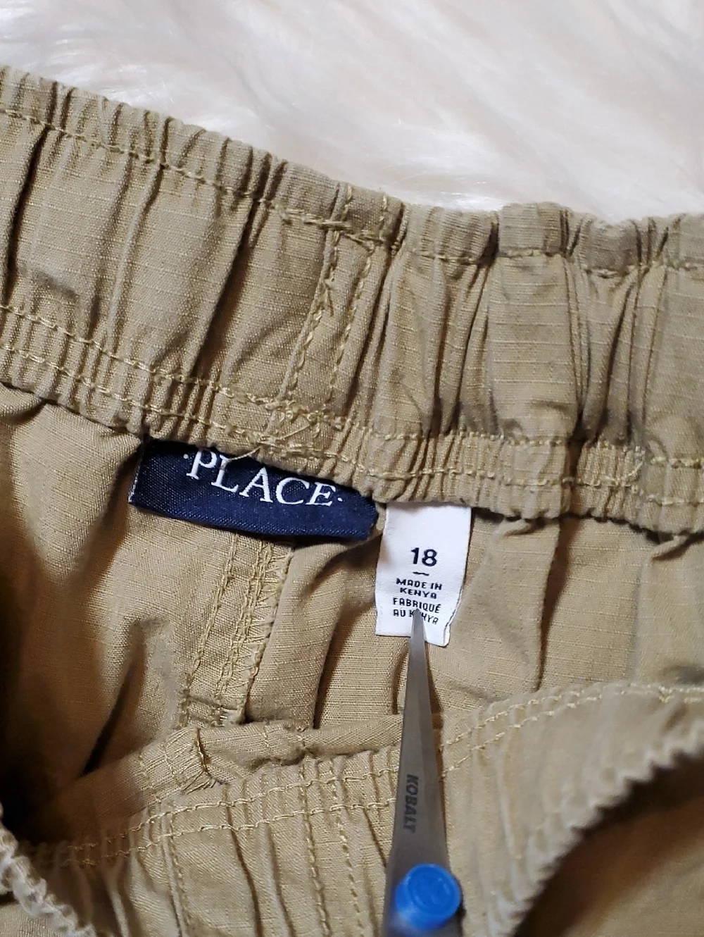 Place lightweight khaki
